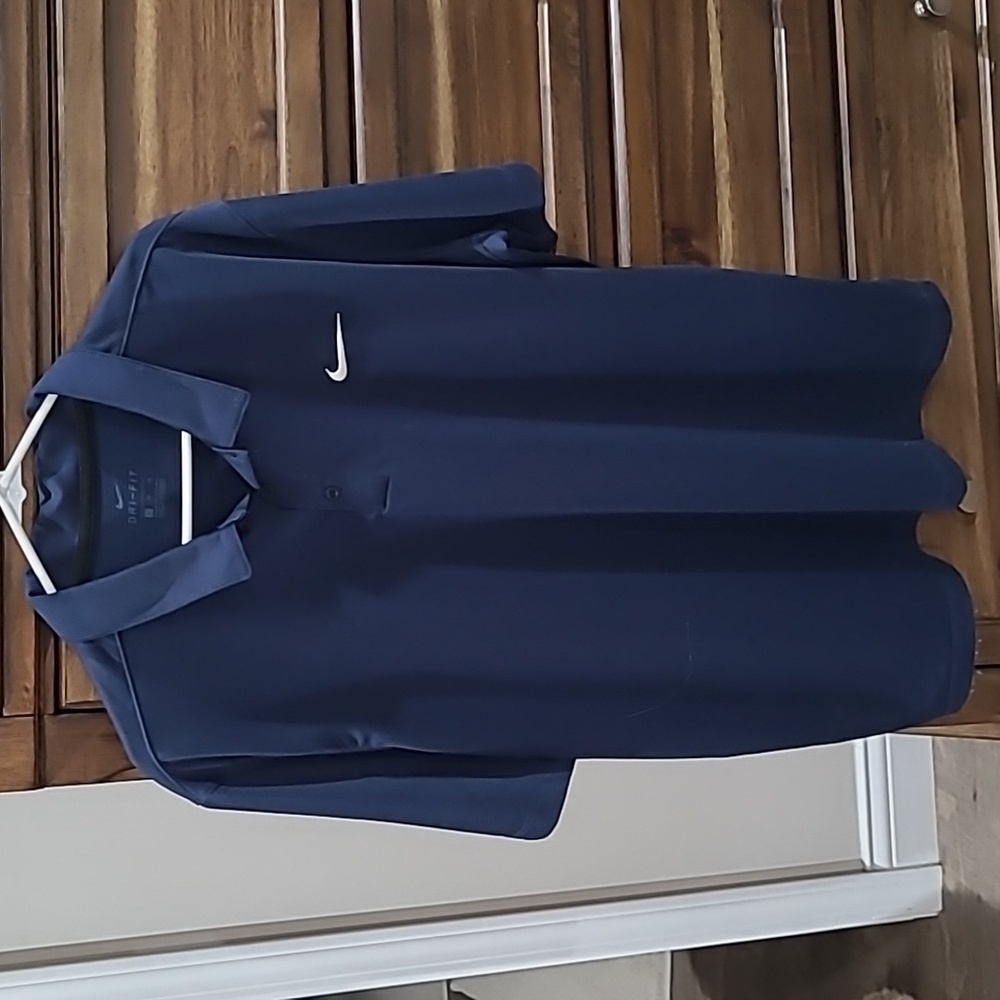 Mens Nike dri fit shirt